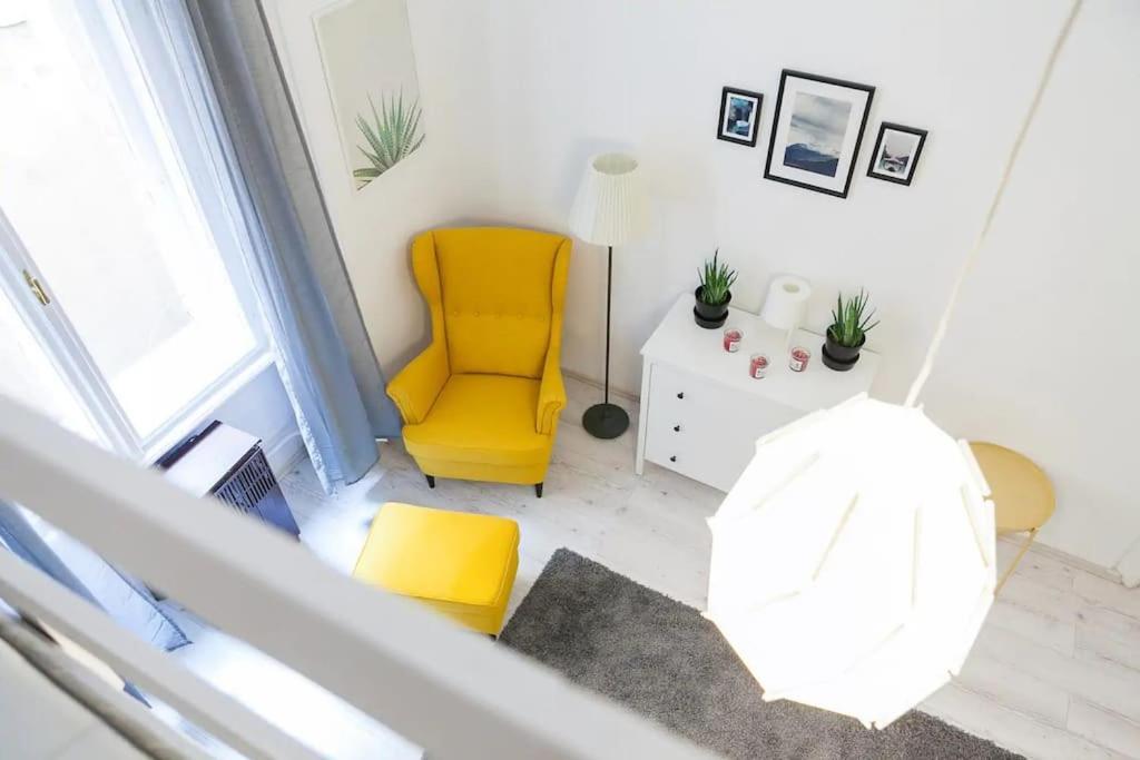 Central 30M2 A/C Apartment, 3 Min From Ny Cafe Budapest Kültér fotó
